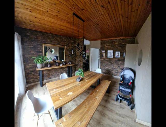 3 BEDROOM HOUSE FOR SALE IN DALPARK EXT 1